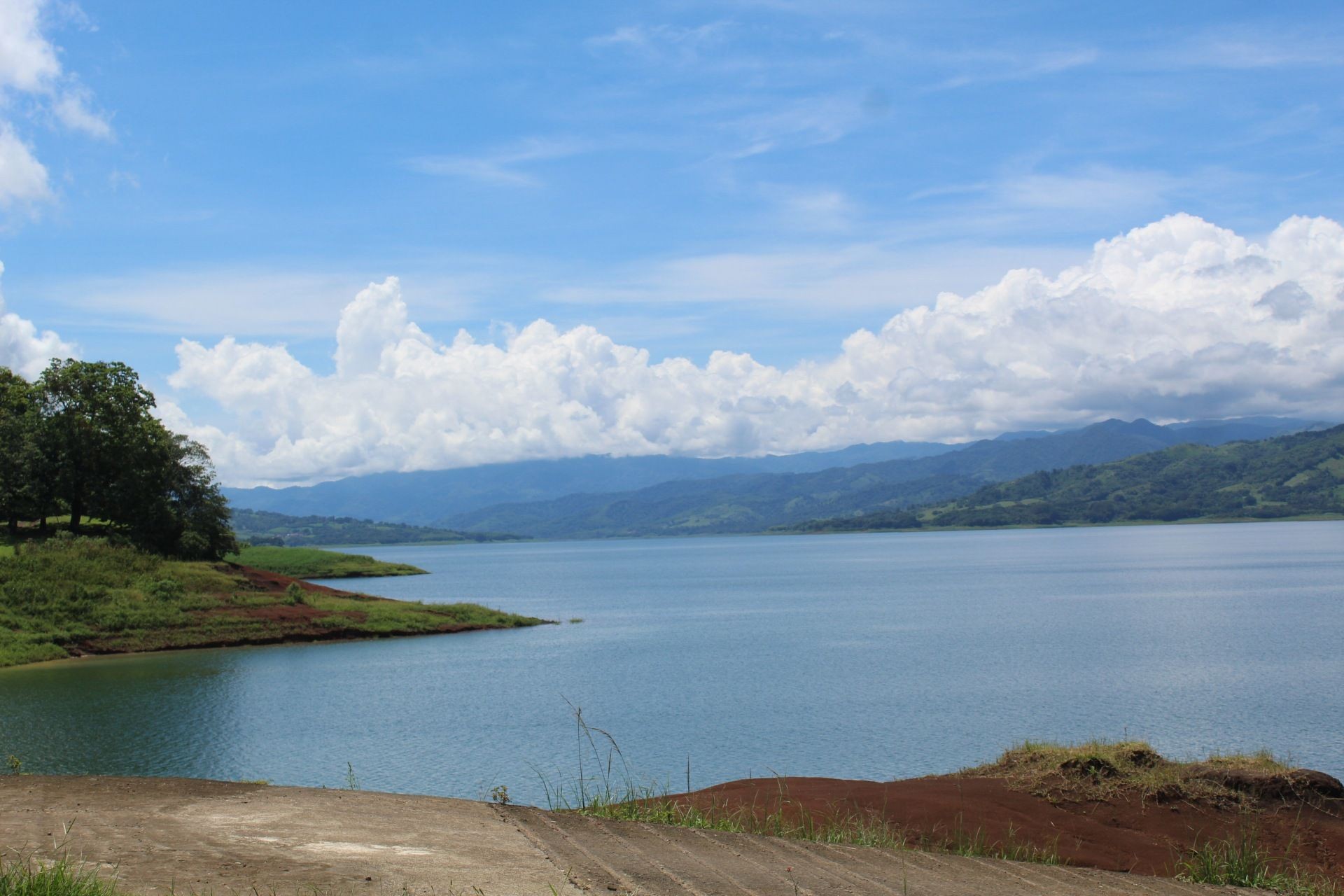 Arenal Lake (New Arenal Town)