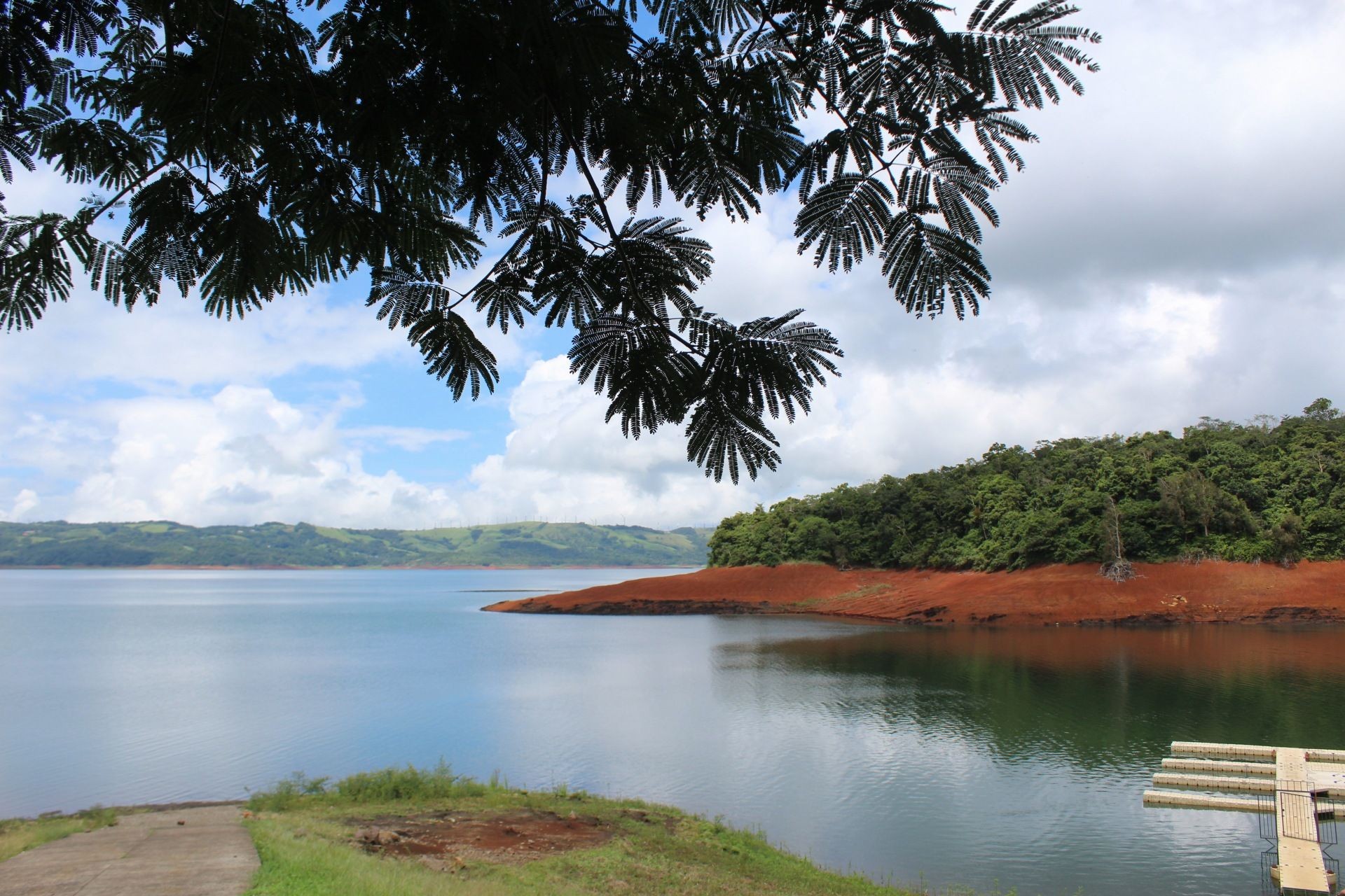 Arenal Lake (Aguacate Town)